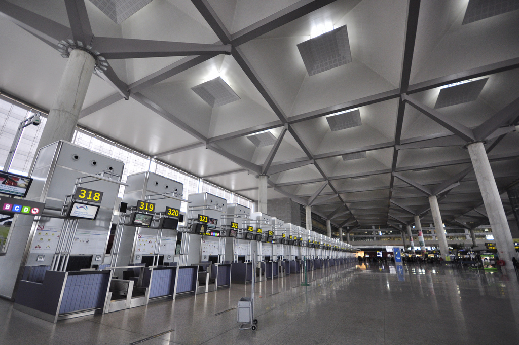 Терминал Аэропорта Малаги. фото: dazsweeney (flickr / C.C.)